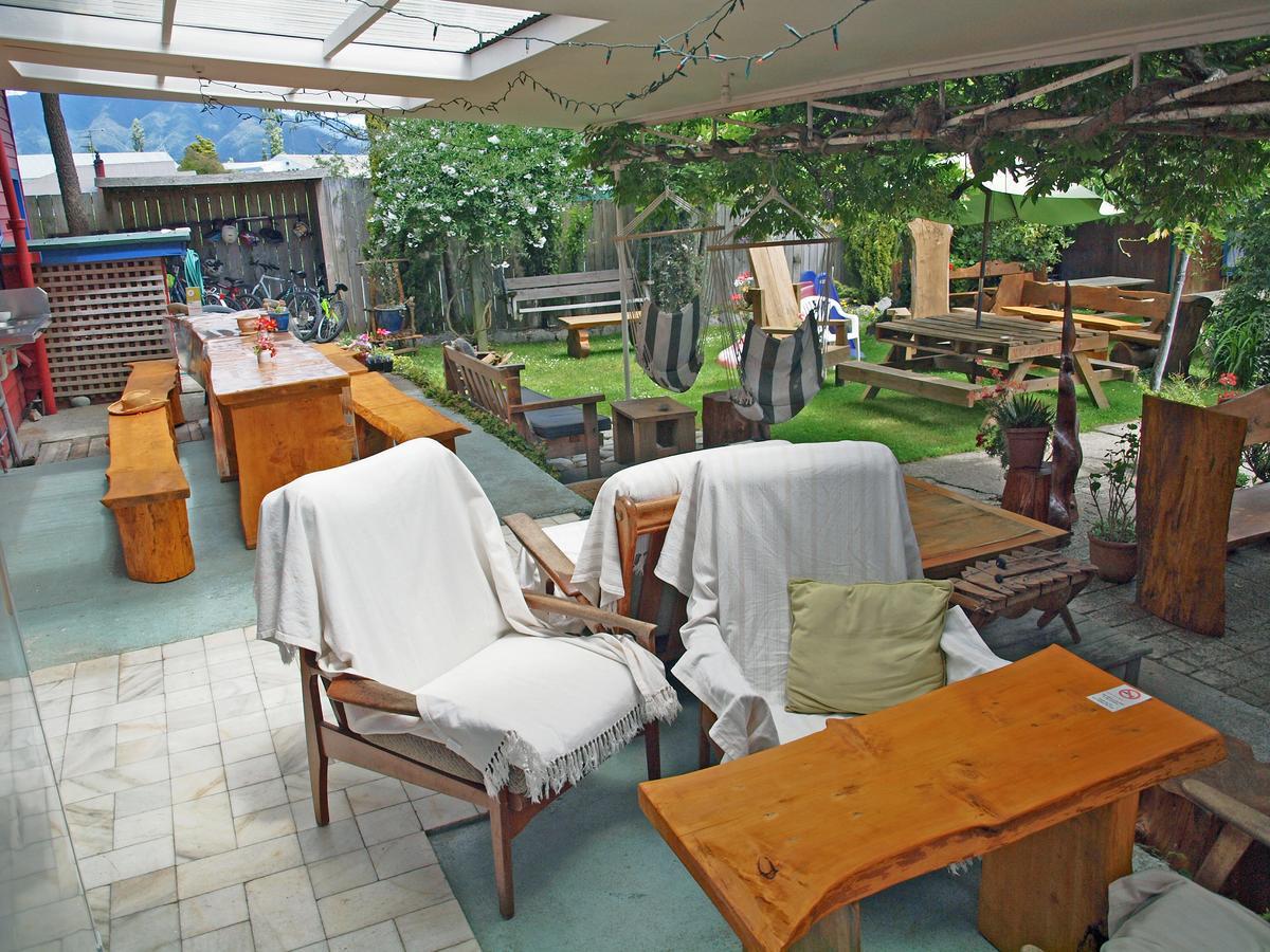 Annies Nirvana Lodge Backpackers Takaka Extérieur photo