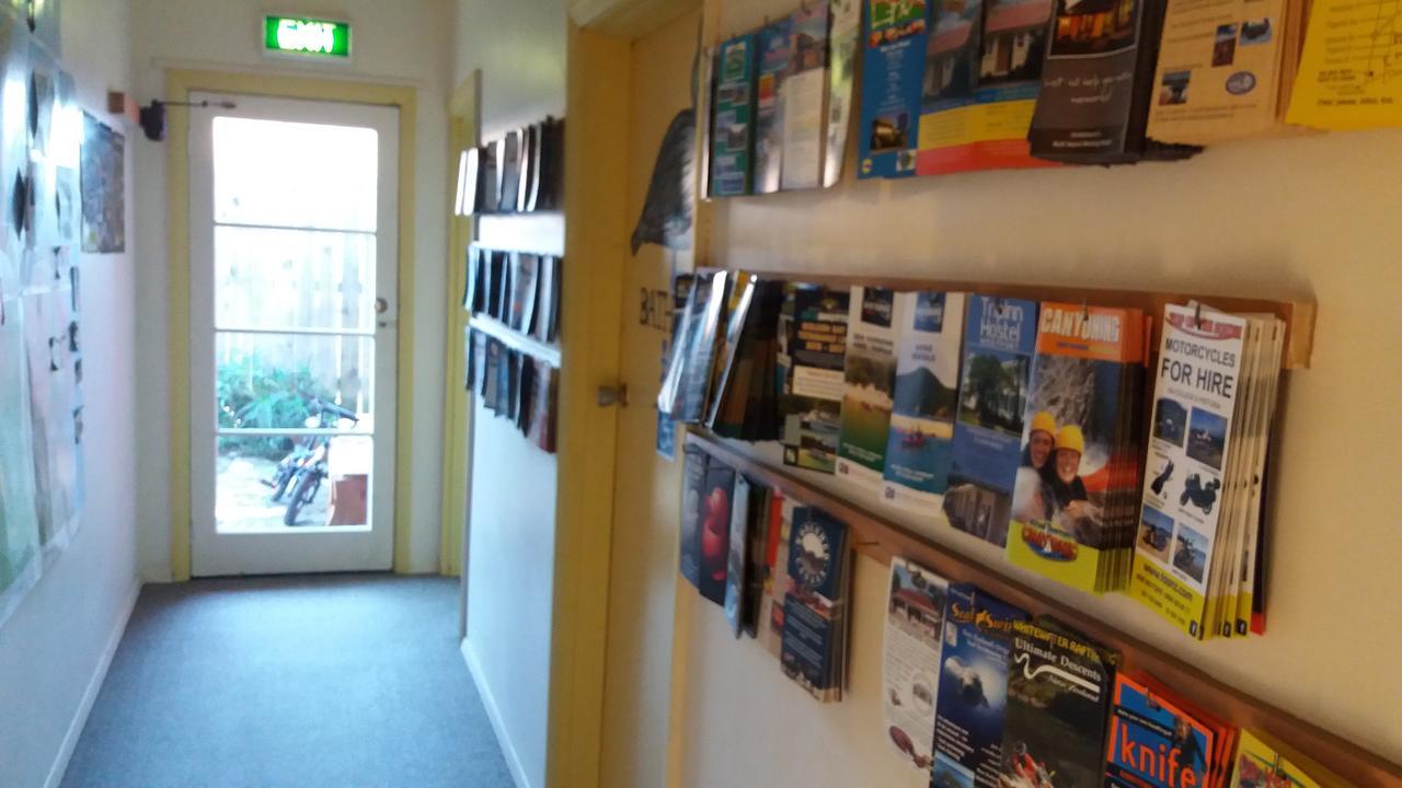 Annies Nirvana Lodge Backpackers Takaka Extérieur photo